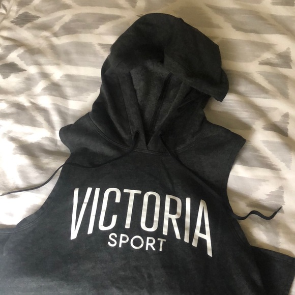 Victoria’s Secret SPORT hooded vest/tank - Picture 1 of 3